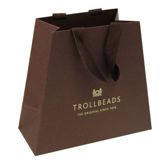 Fancy paper shopping bags with Hot stamping for Clothes store